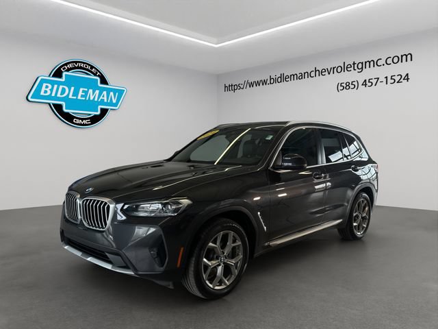 Used 2024 BMW X3 xDrive30i AWD/4WD image 3
