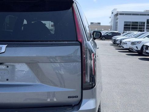 Used 2022 Cadillac Escalade ESV Sport Platinum AWD/4WD image 8