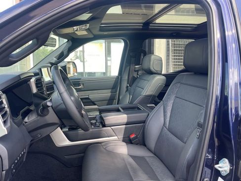 Used 2025 Toyota Tundra Limited w/ TRD Off-Road Package image 9