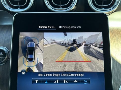 Certified 2025 Mercedes-Benz GLC 300 4MATIC image 23