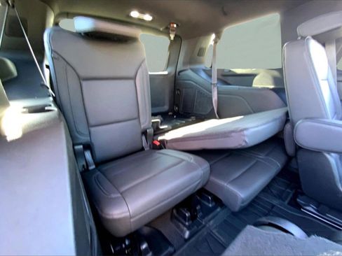 Used 2023 Chevrolet Tahoe Z71 w/ Luxury Package image 29