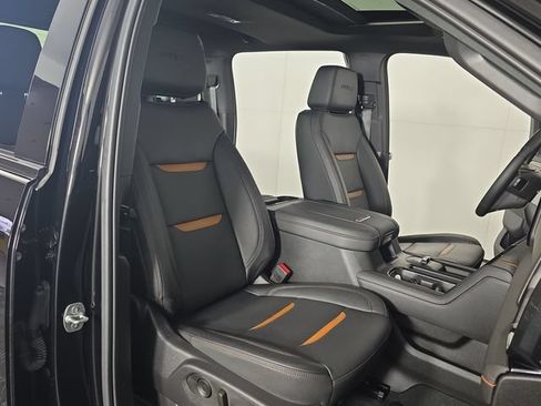 Certified 2025 GMC Sierra 2500 AT4 w/ AT4 Premium Plus Package AWD/4WD image 33