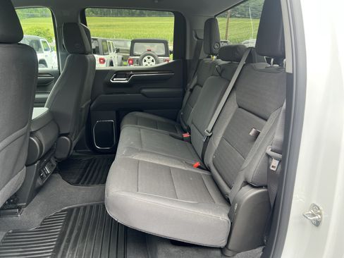 Used 2026 GMC Sierra 1500 Elevation AWD/4WD image 9
