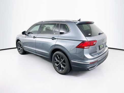 Used 2024 Volkswagen Tiguan SE FWD image 5