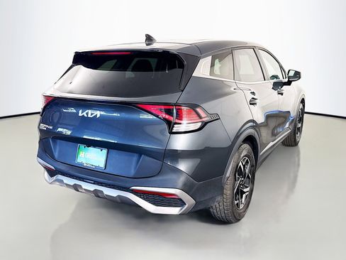 Used 2024 Kia Sportage LX image 10