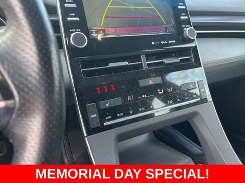 Used 2019 Toyota Avalon XSE w/ All Weather Liner Package FWD image 26