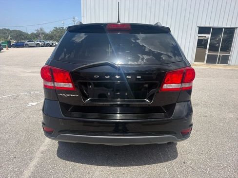 Used 2019 Dodge Journey SE w/ Premium Group FWD image 8