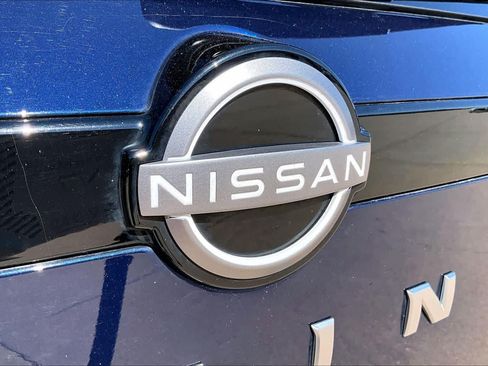 Used 2025 Nissan Pathfinder SV AWD/4WD image 28