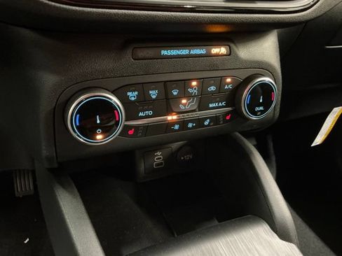 New 2026 Ford Escape ST-Line w/ Cold Weather Package AWD/4WD image 22