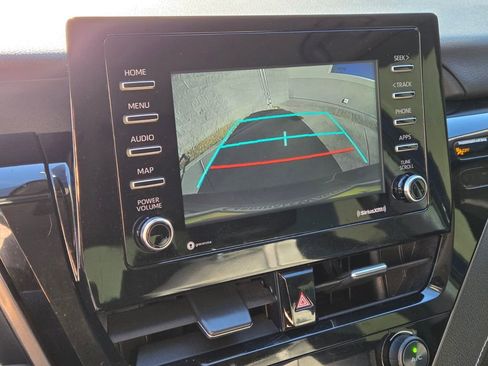 Used 2021 Toyota Camry SE image 26