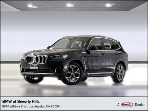 Used 2024 BMW X3 sDrive30i w/ Convenience Package RWD image 1