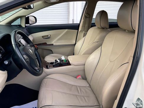 Used 2009 Toyota Venza image 7