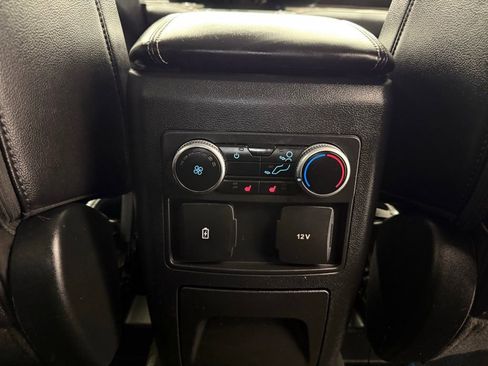 Used 2023 Ford Explorer Limited image 30