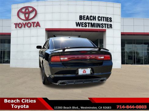 Used 2011 Dodge Charger R/T image 9