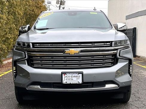 Used 2024 Chevrolet Tahoe Premier image 3