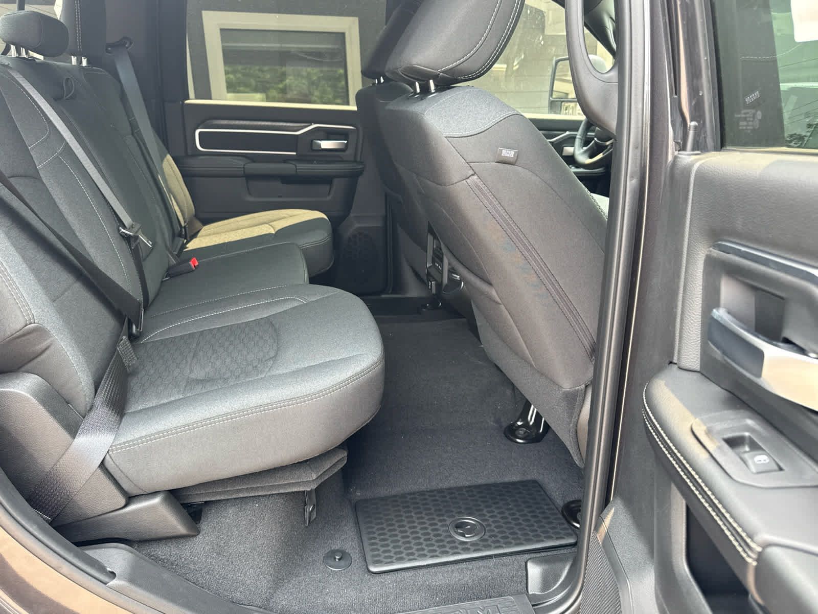 New 2026 RAM 2500 Big Horn AWD/4WD image 12
