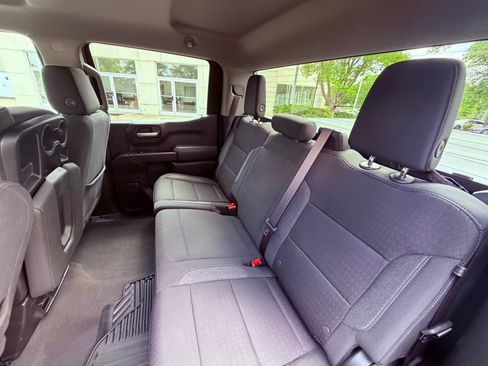 Used 2024 Chevrolet Silverado 1500 Custom AWD/4WD image 10