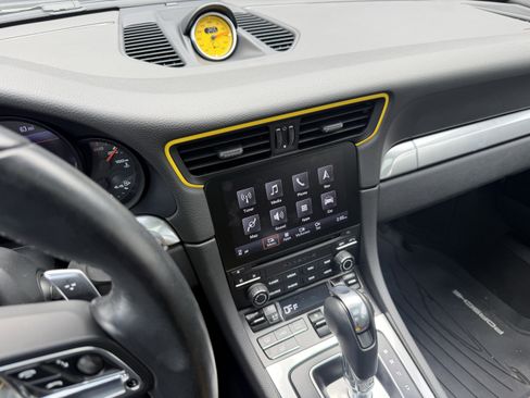 Certified 2019 Porsche 911 Carrera T RWD image 18