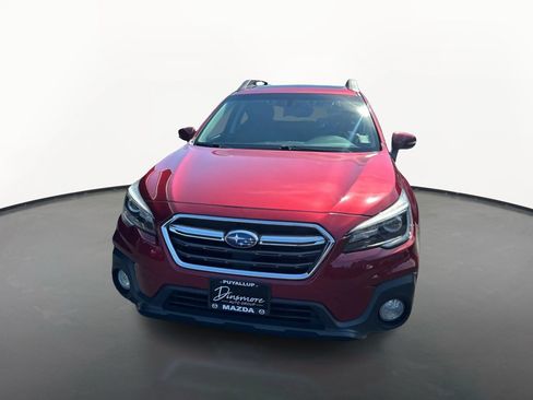 Used 2018 Subaru Outback 2.5i Limited AWD/4WD image 8
