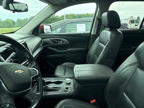 Used 2018 Chevrolet Traverse LT AWD/4WD image 9