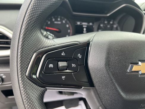 Used 2023 Chevrolet TrailBlazer LS FWD image 19