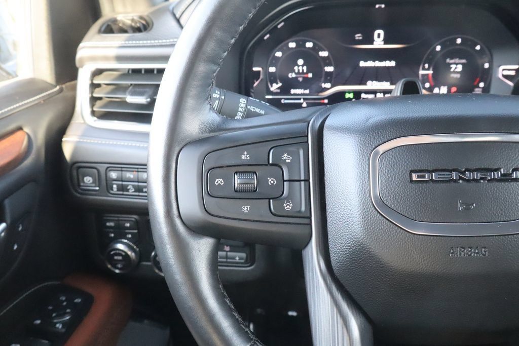 Used 2024 GMC Yukon XL Denali Ultimate AWD/4WD image 24