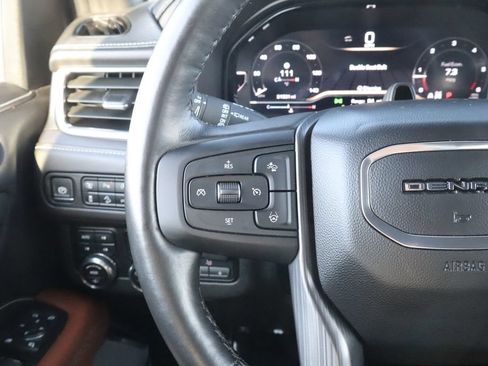 Used 2024 GMC Yukon XL Denali Ultimate AWD/4WD image 24