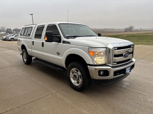 Used 2014 Ford F250 XLT w/ XLT Value Package image 3