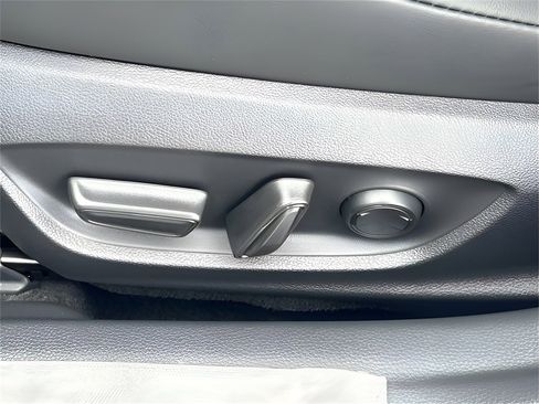 New 2025 Toyota Prius XSE image 18