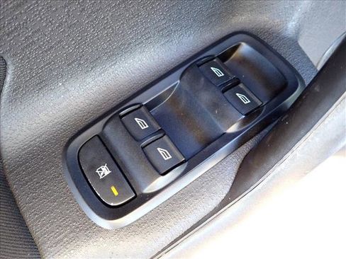 Used 2019 Ford Fiesta SE image 11