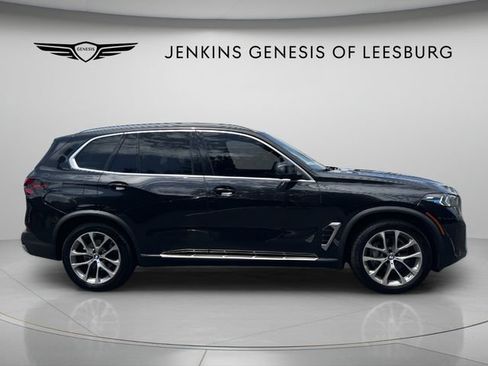 Used 2024 BMW X5 sDrive40i RWD image 3