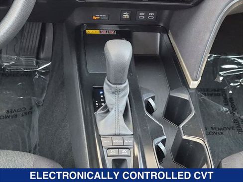 Used 2025 Toyota Camry LE FWD image 19