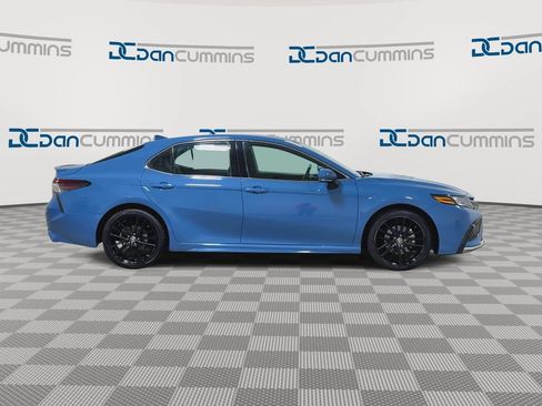 Used 2024 Toyota Camry XSE FWD image 9