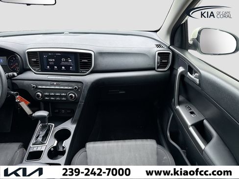 Certified 2020 Kia Sportage LX image 17