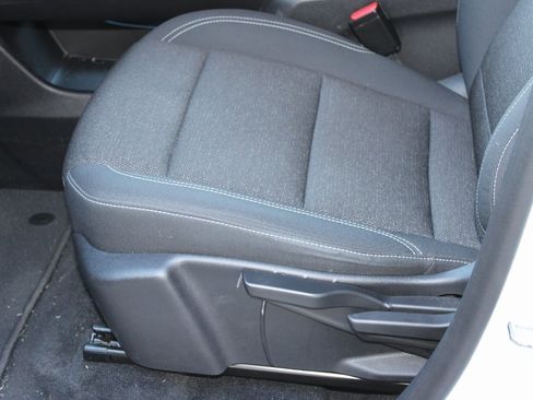 Used 2024 Chevrolet Traverse LS image 15