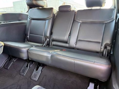 Used 2025 Ford Expedition Tremor AWD/4WD image 14