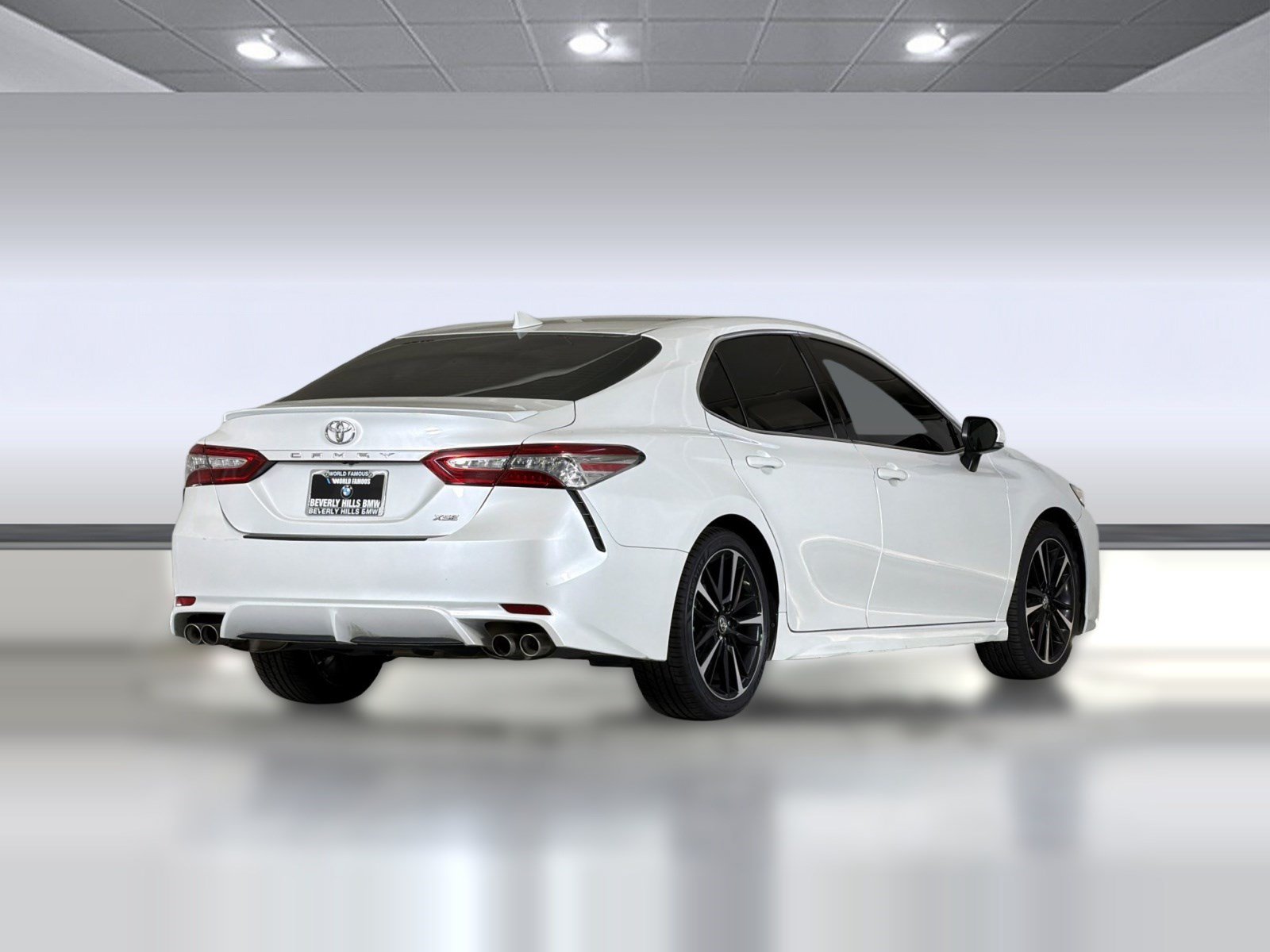 Used 2019 Toyota Camry XSE w/ Carpet Mat Package FWD image 9