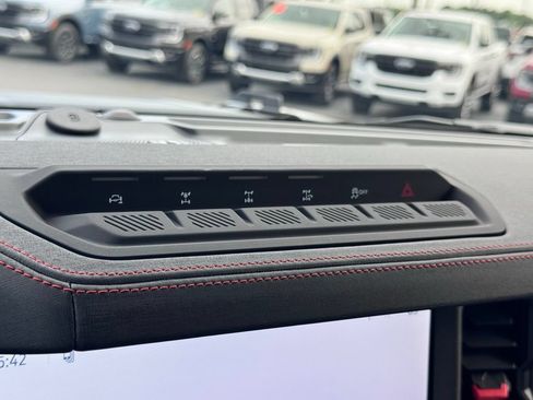 Used 2026 Ford Bronco Raptor w/ Interior Carbon Fiber Pack AWD/4WD image 36