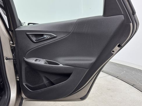 Used 2025 Chevrolet Malibu LT image 31