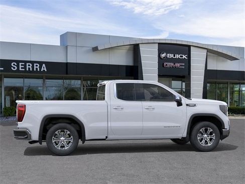 New 2026 GMC Sierra 1500 SLE image 5