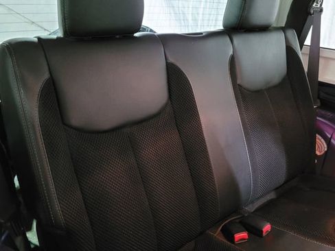 Used 2017 Jeep Wrangler Sahara image 48