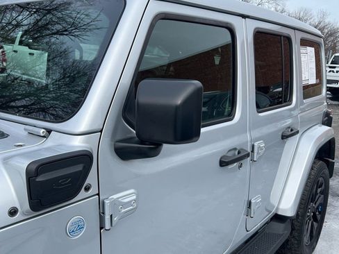 Used 2023 Jeep Wrangler Sahara image 6