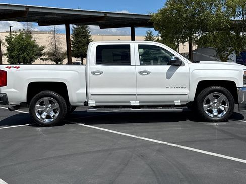 Used 2018 Chevrolet Silverado 1500 LTZ w/ Sport Package AWD/4WD image 10