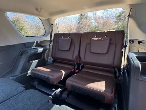 Used 2021 Toyota 4Runner Limited image 25