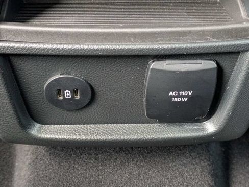 Used 2024 Ford Edge Titanium AWD/4WD image 15