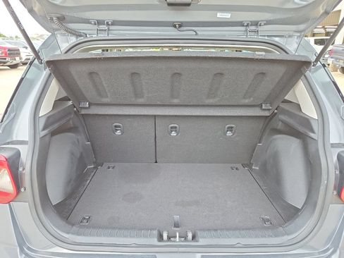 Used 2026 Hyundai Venue SEL FWD image 15
