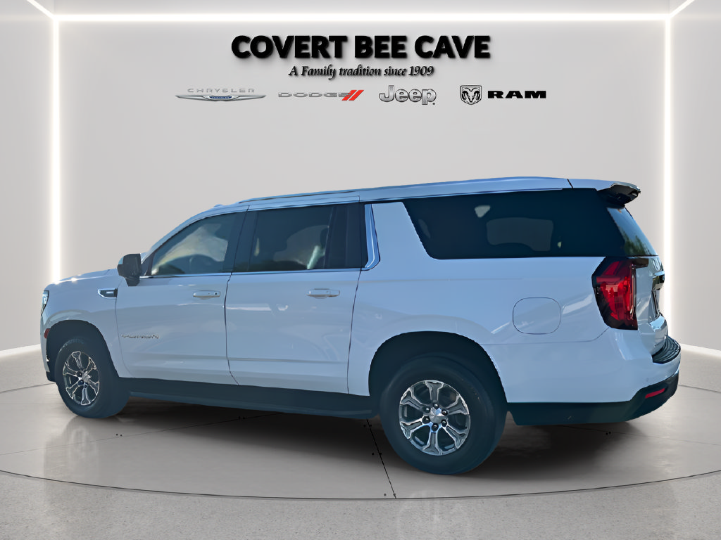Used 2023 GMC Yukon XL SLE w/ Gmc Pro Safety Plus Package RWD image 8