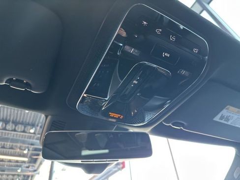 Used 2025 Mercedes-Benz C 300 4MATIC Sedan image 26