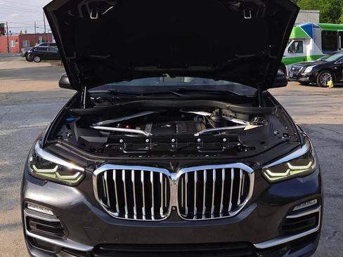 Used 2019 BMW X5 xDrive40i w/ Premium Package 2 AWD/4WD image 5