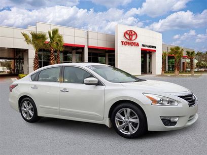 Used 2015 Nissan Altima 2.5 SL w/ Technology Package